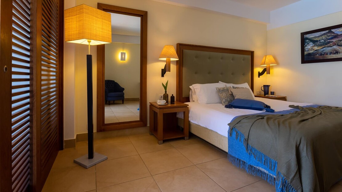 Giannoulis – Cavo Spada Luxury Sports & Leisure Resort & Spa